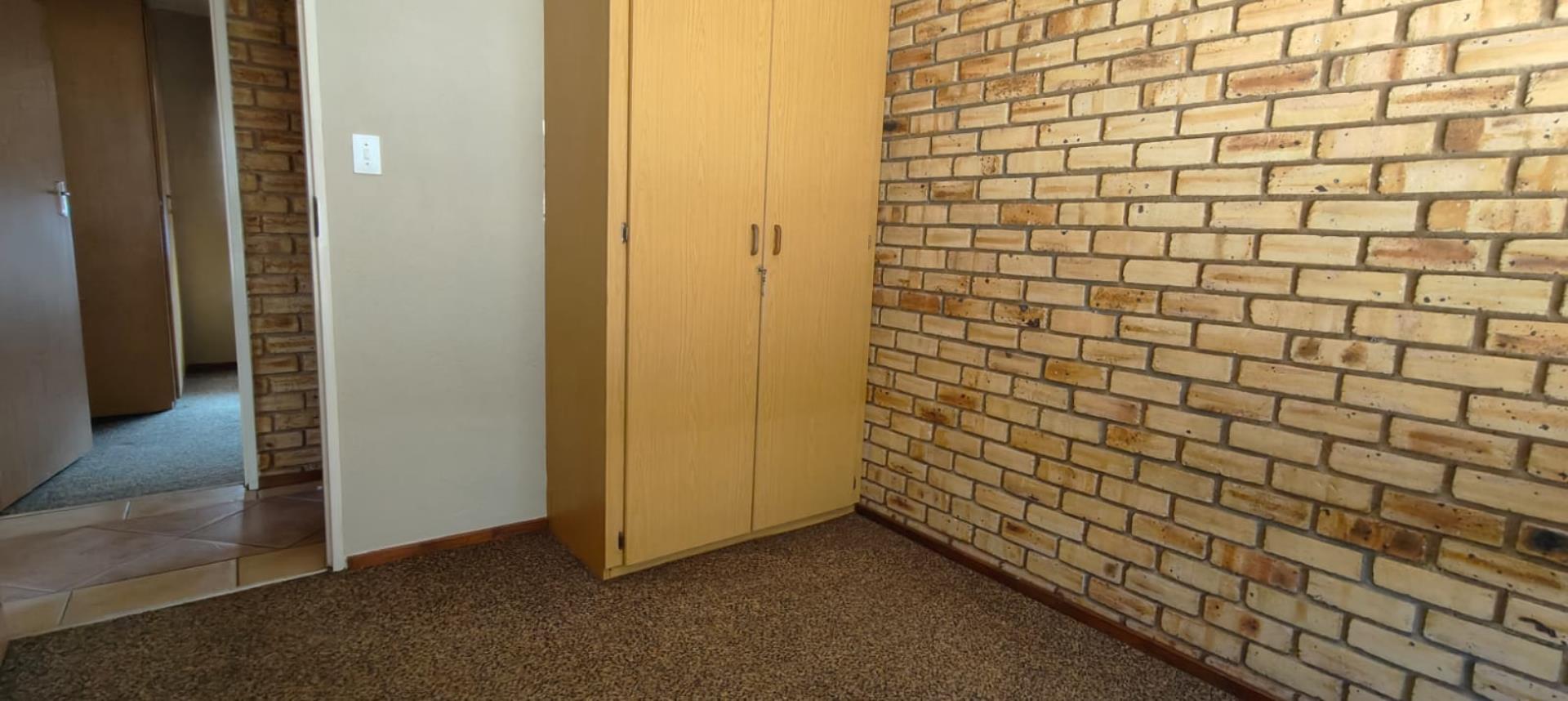 755521_17.jpg