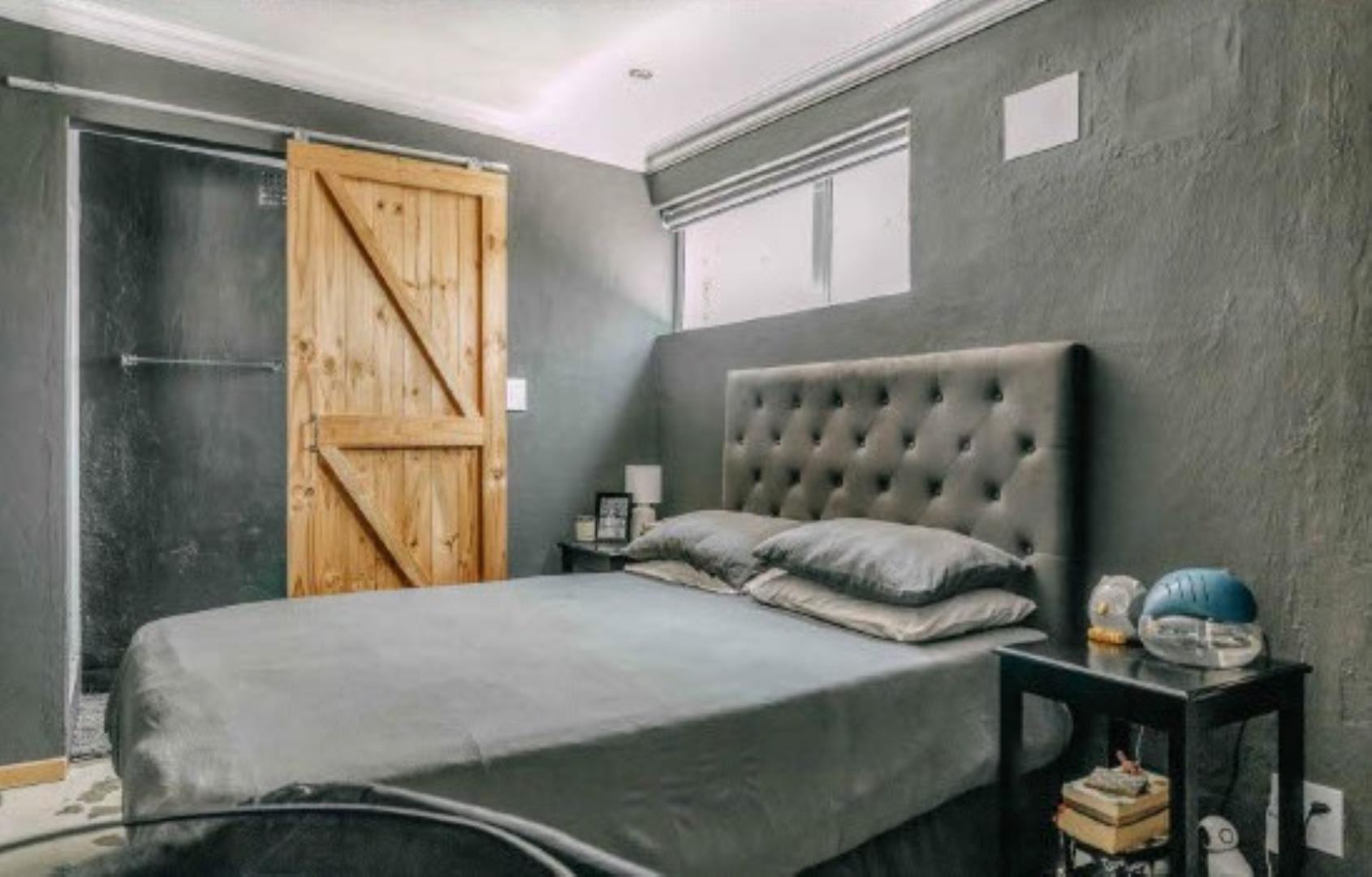 756557_bedroom.jpg