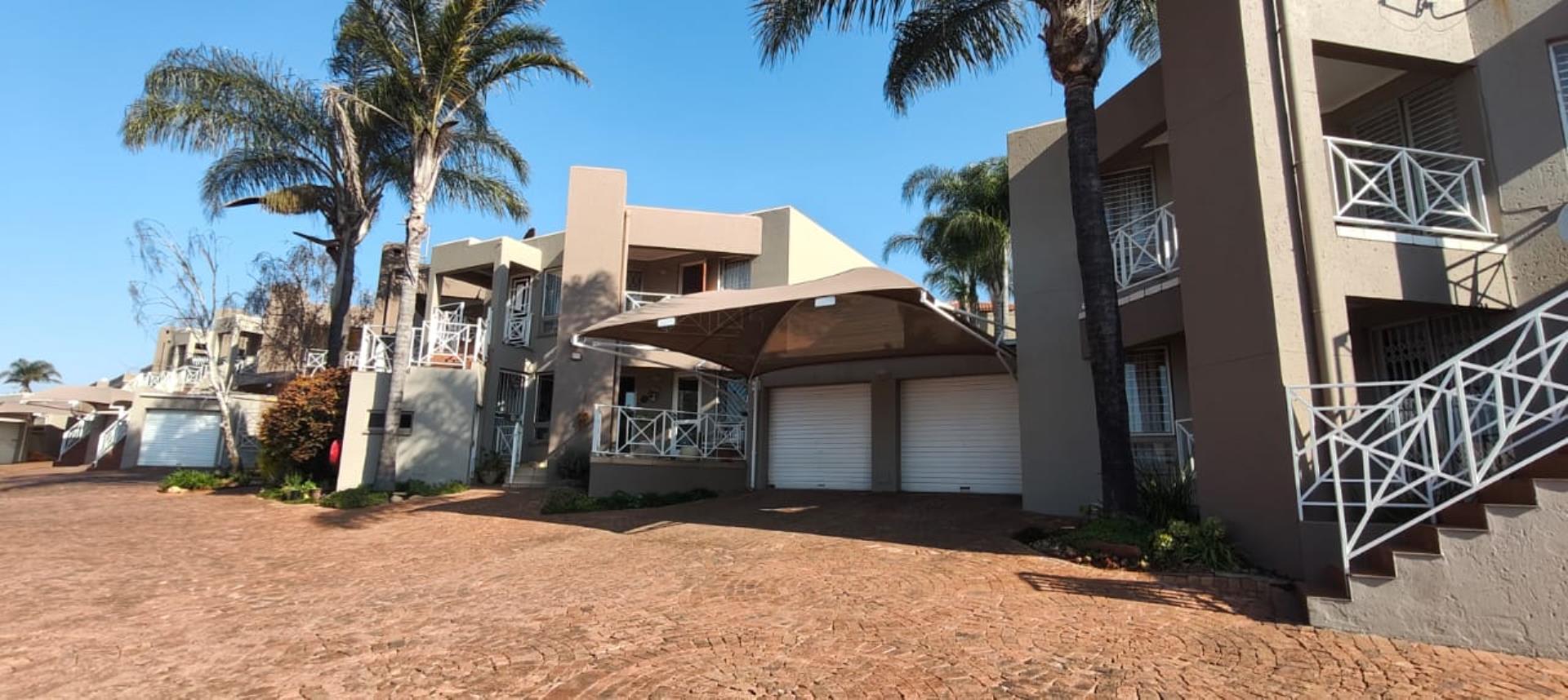 2 Bedroom Flat for Sale - Gauteng