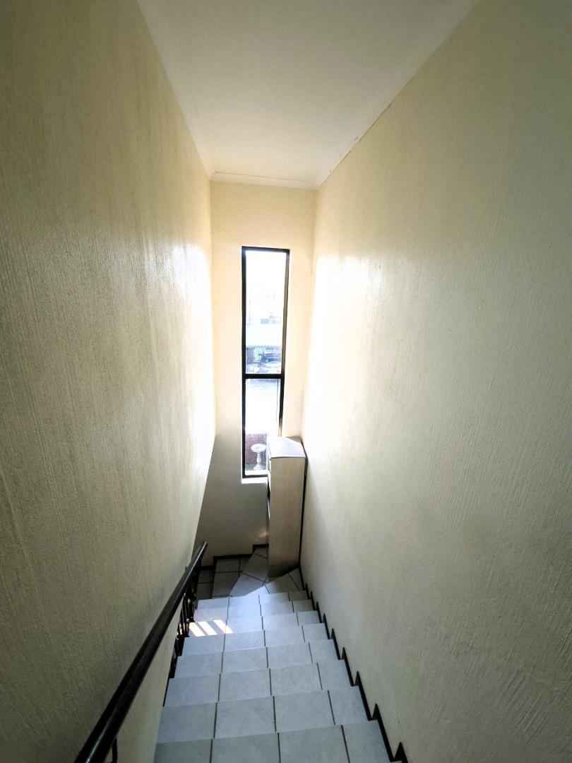 21736_12.jpg
