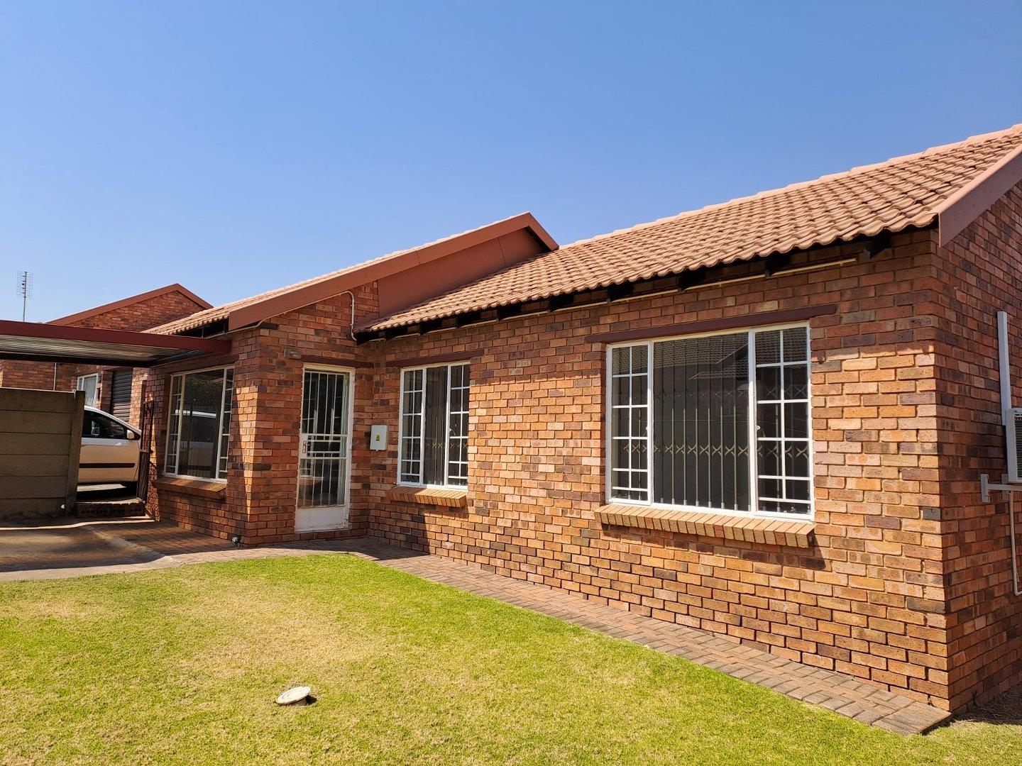 3 Bedroom Townhouse for Sale - Gauteng