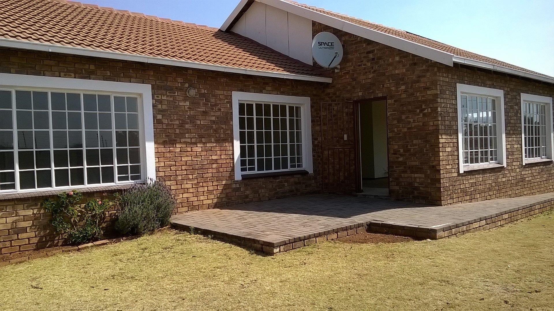 2 Bedroom Retirement Village for Sale - Gauteng