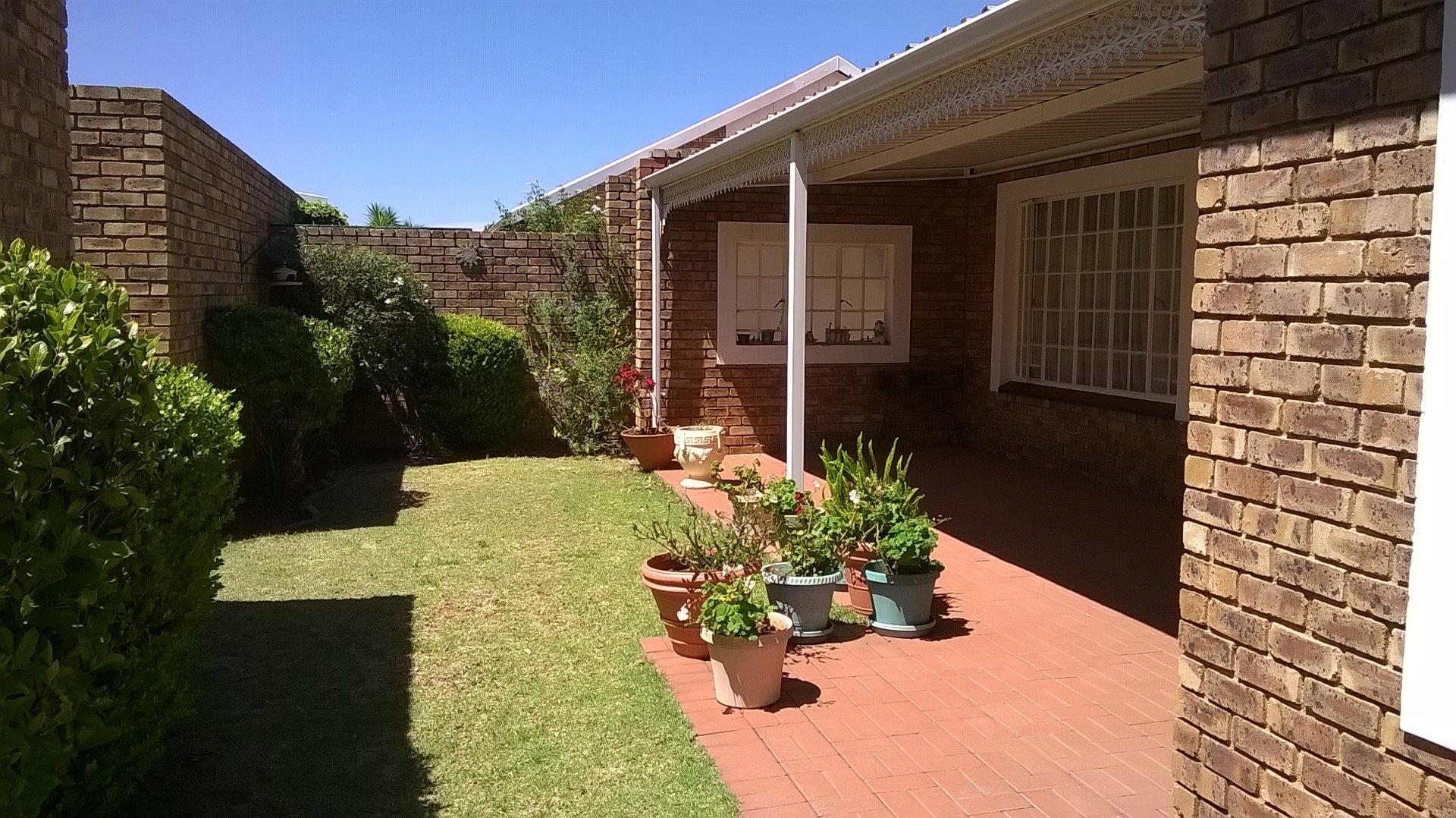 2 Bedroom Retirement Village for Sale - Gauteng