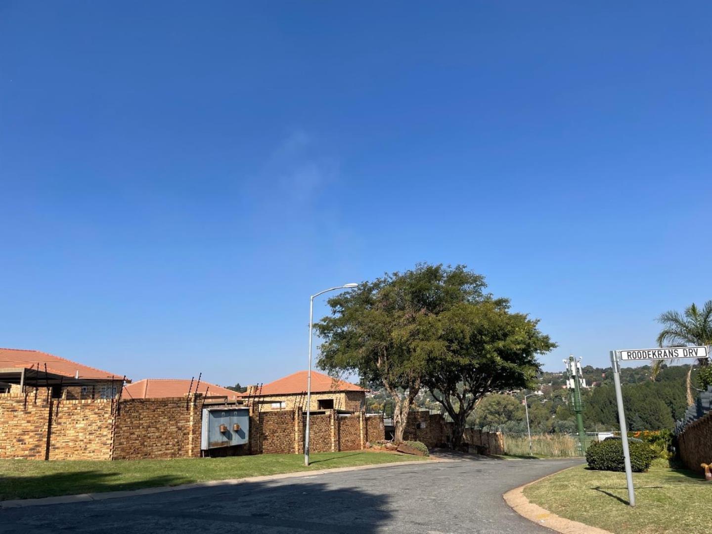 3 Bedroom  Townhouse for Sale in Krugersdorp - Gauteng