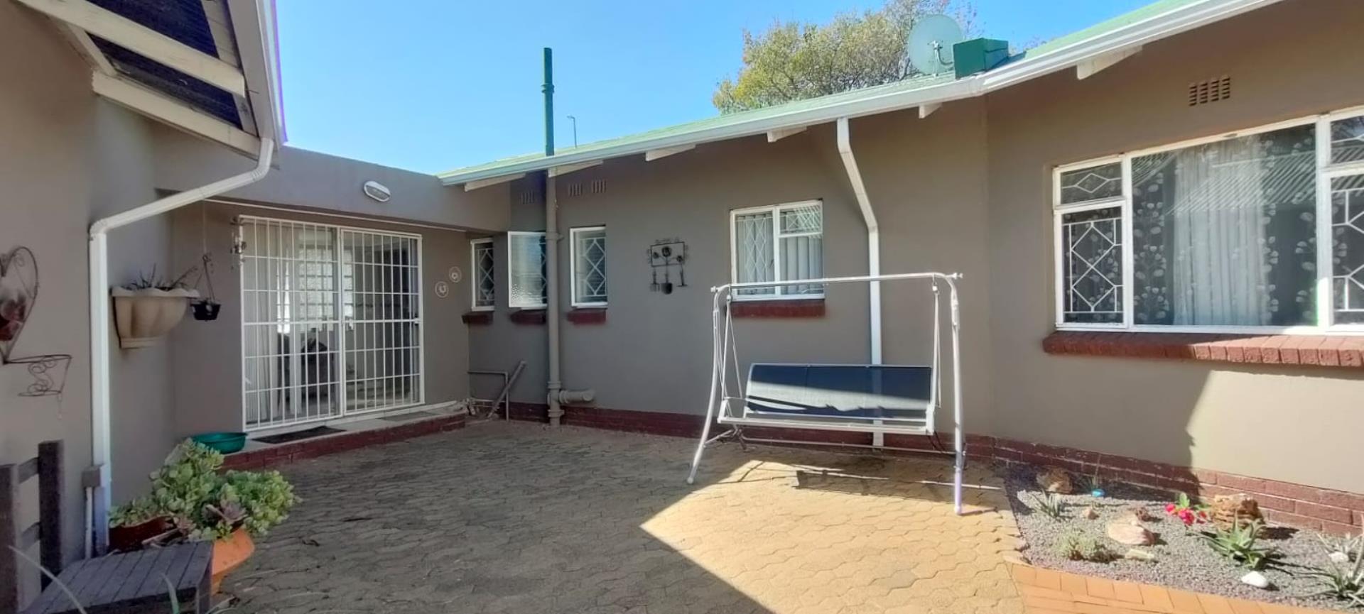 4 Bedroom House for Sale - Gauteng