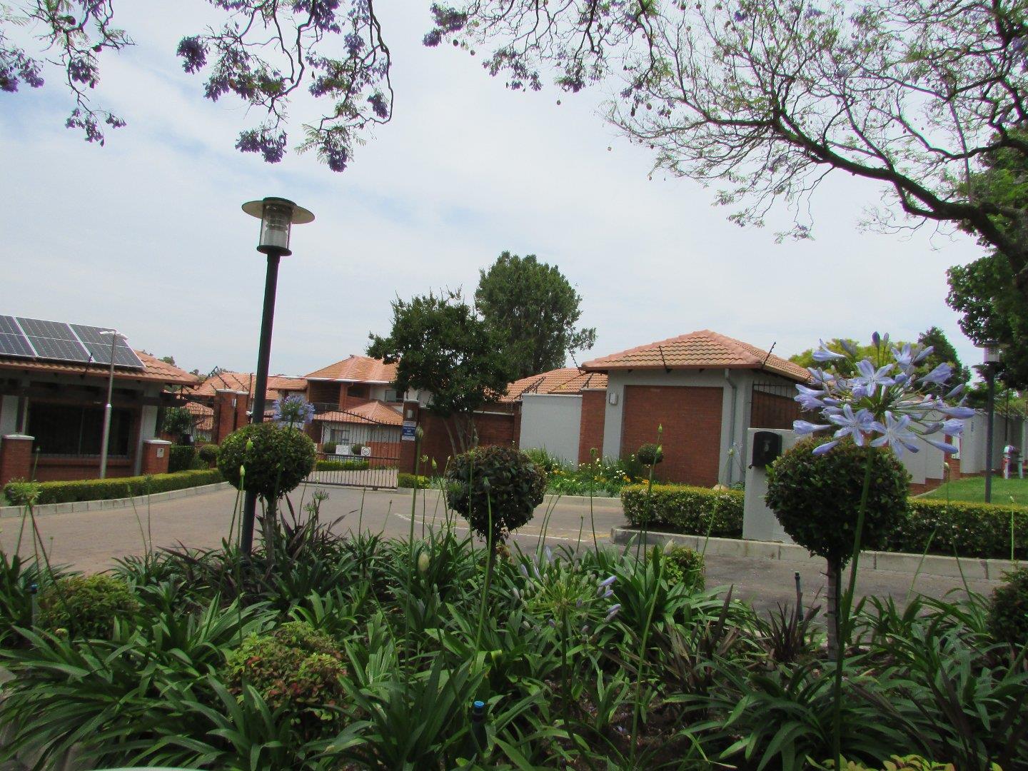 2 Bedroom Townhouse for Sale - Gauteng