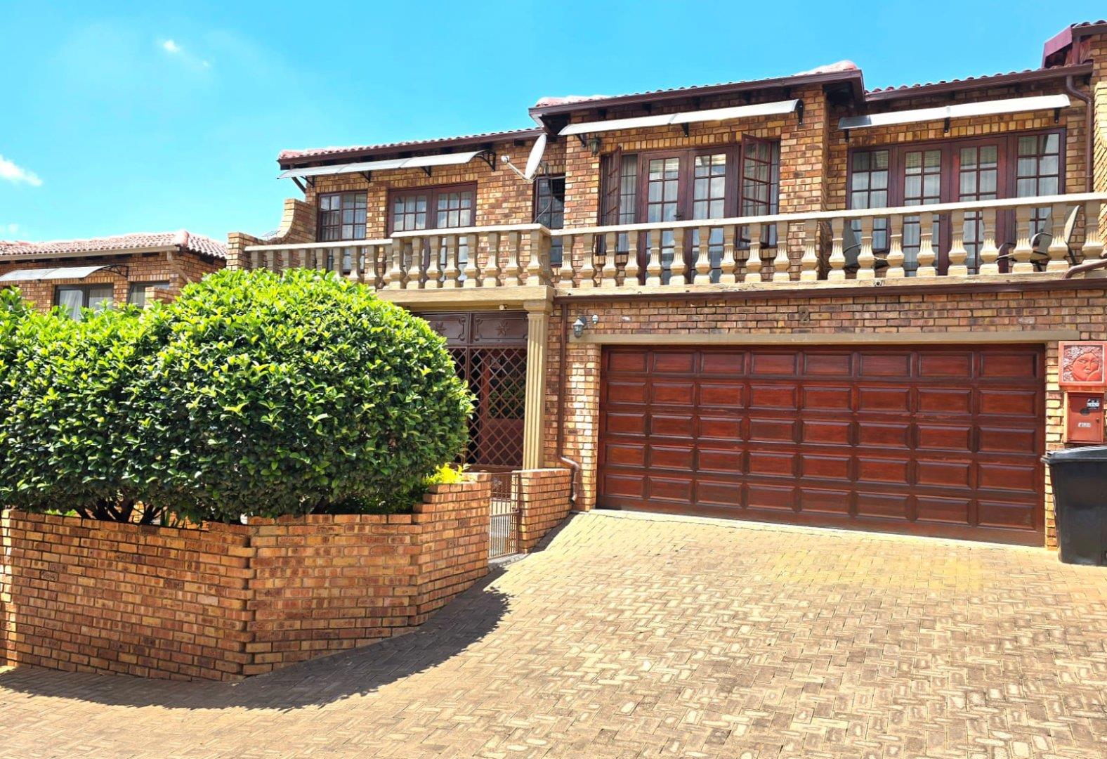 3 Bedroom Townhouse for Sale - Gauteng