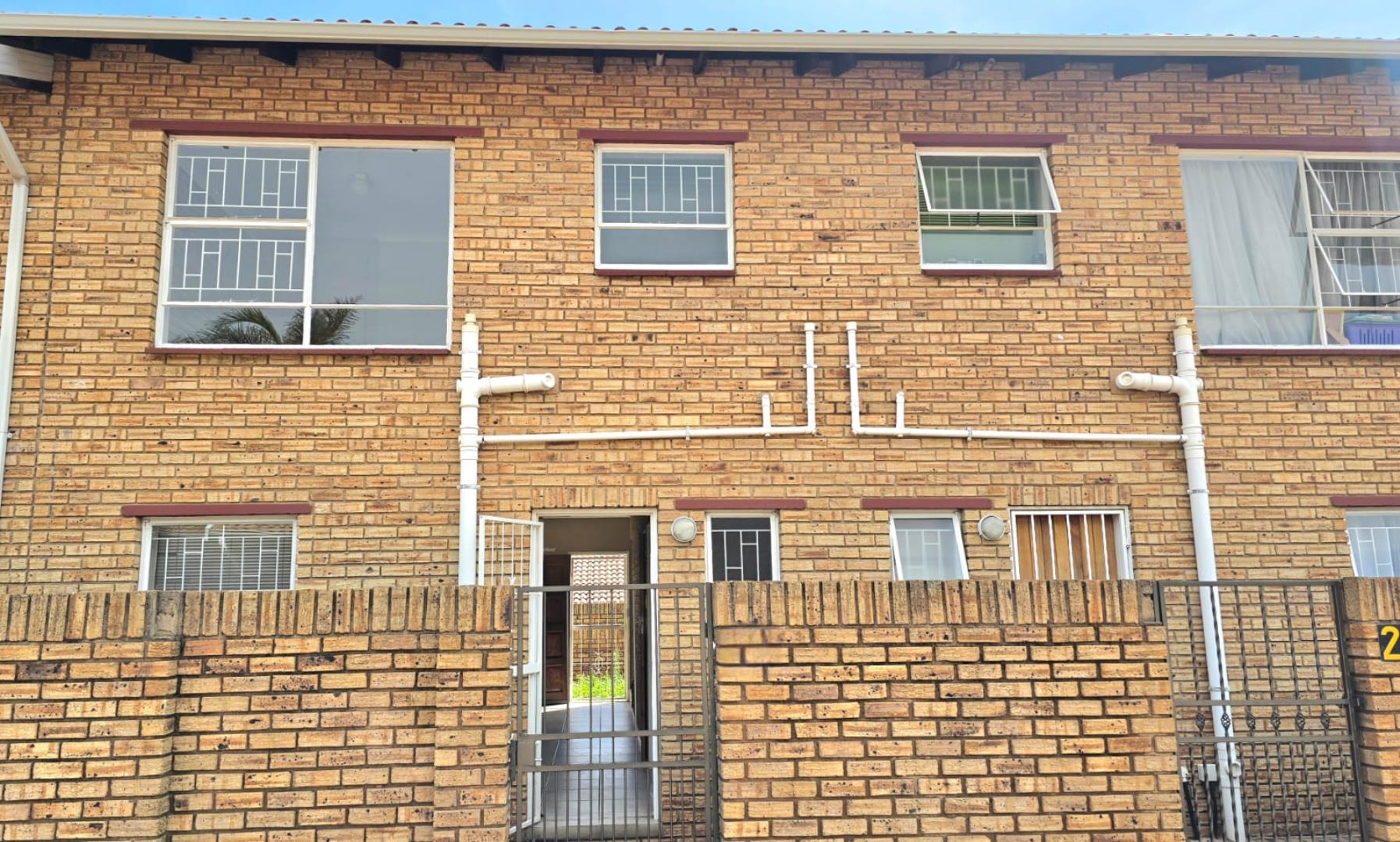 2 Bedroom Townhouse for Sale - Gauteng