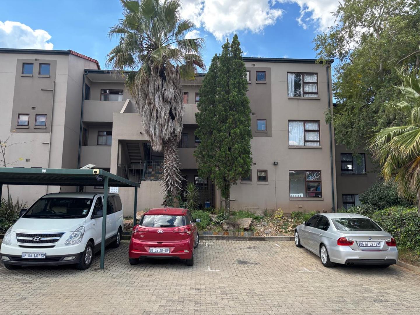 2 Bedroom Apartment for Sale - Gauteng