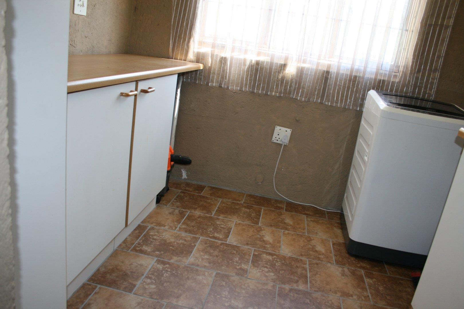740494_11.jpg