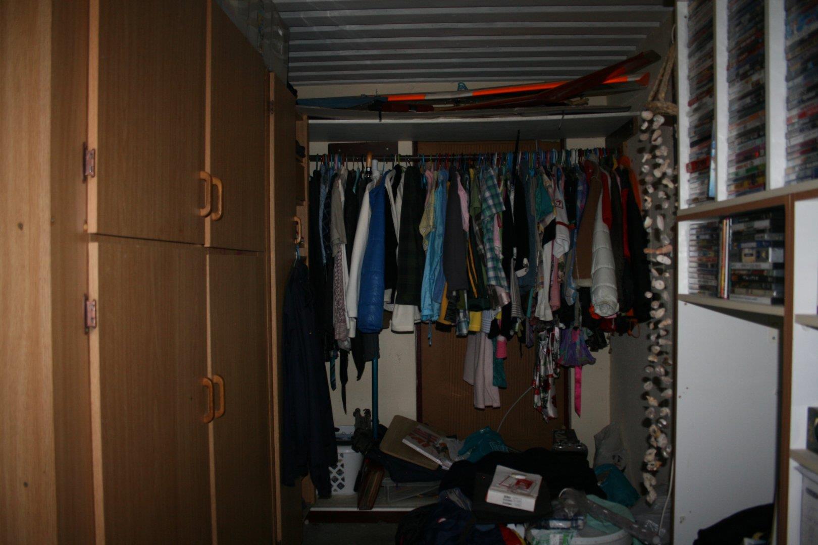 740494_30.jpg