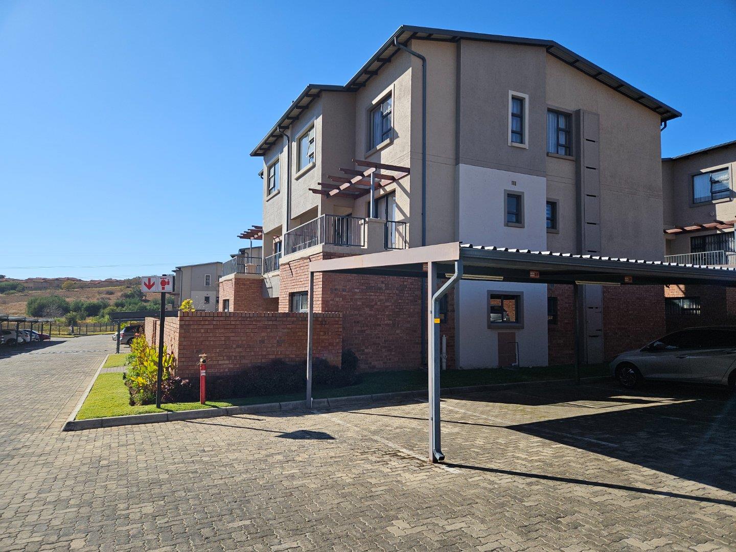 3 Bedroom Townhouse for Sale - Gauteng