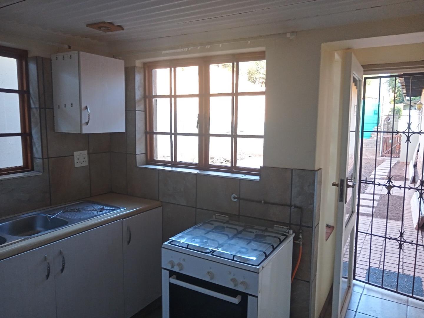 752687_Kitchen.jpg