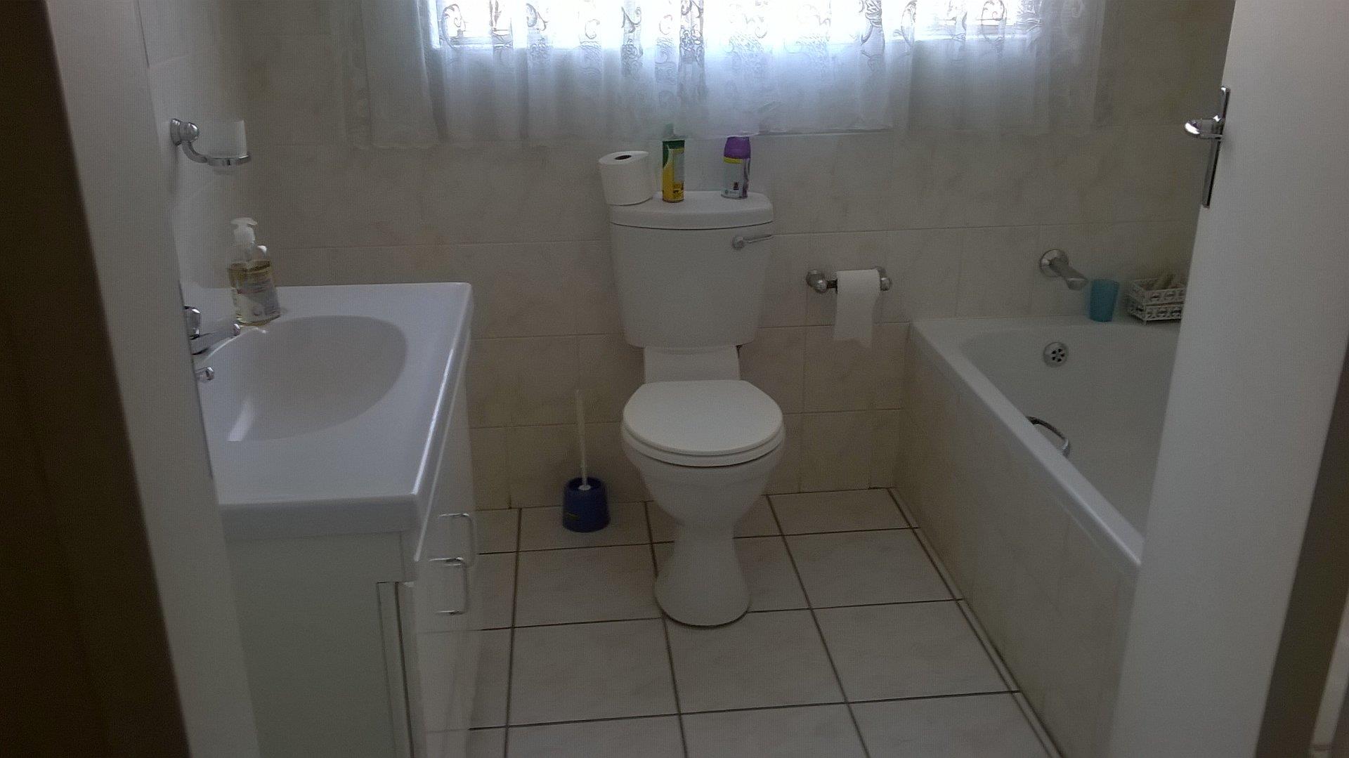 753037_10.jpg