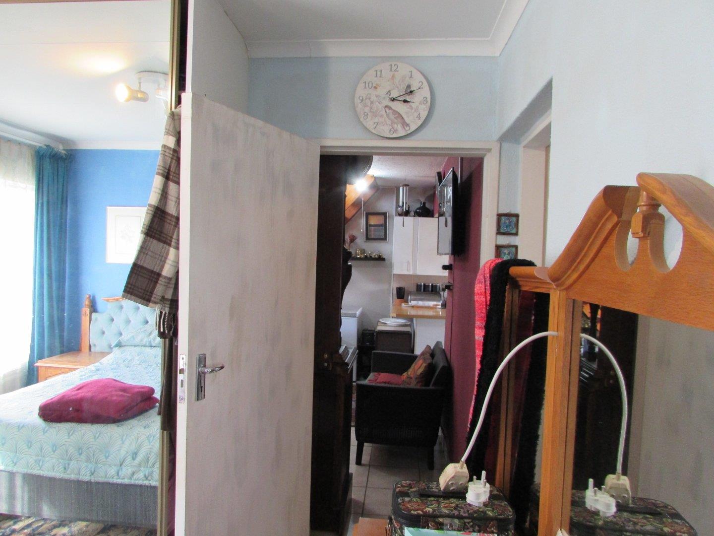 753207_15.jpg