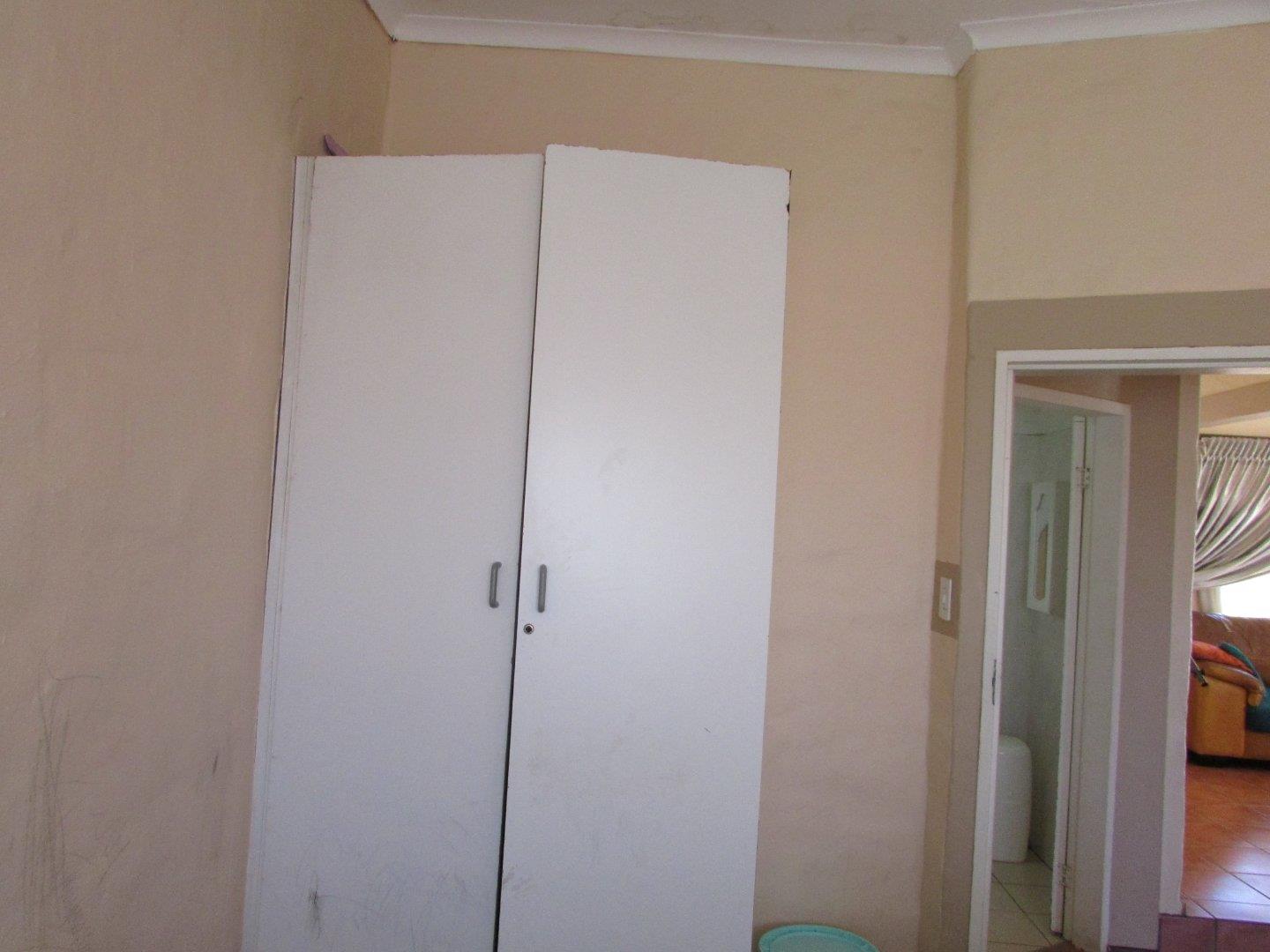 754358_15.jpg