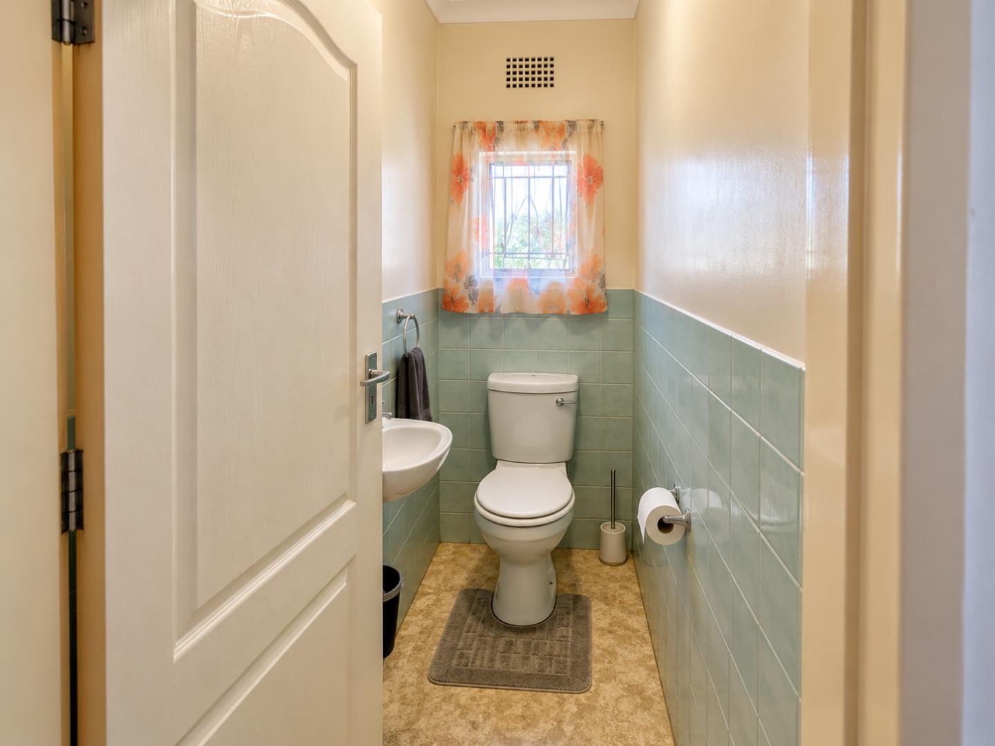 763462_9_toilet.png