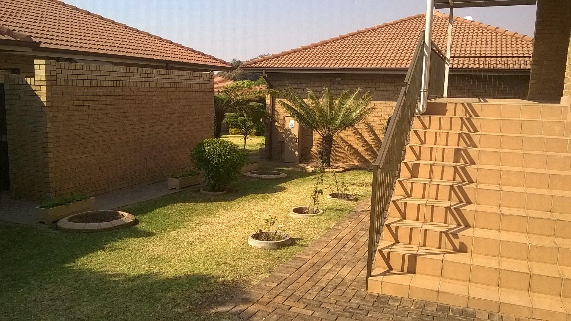 768719_9.jpg