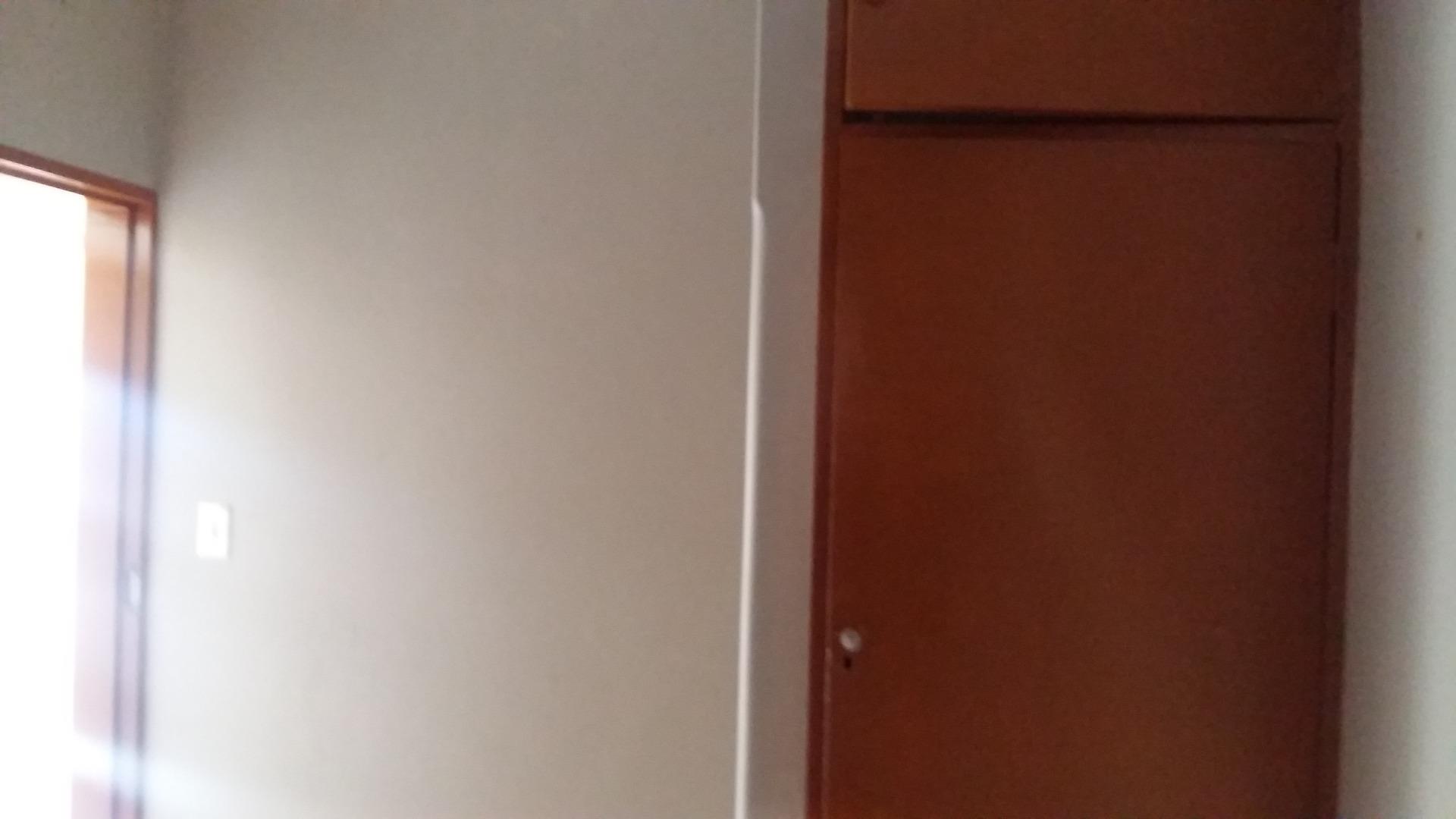 94366_069.jpg